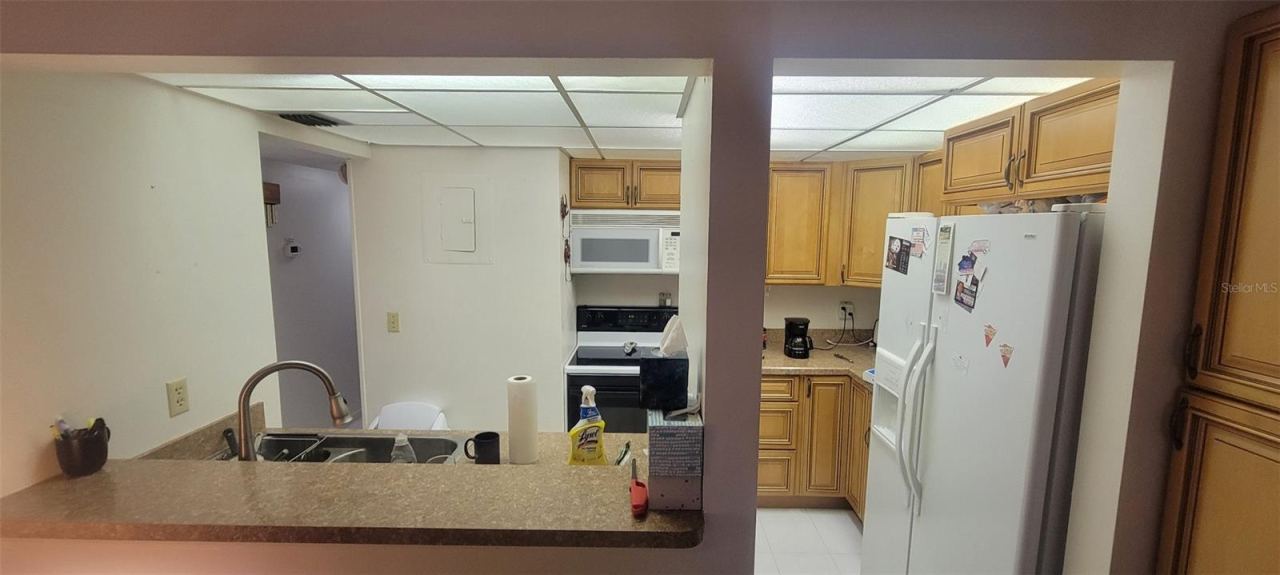 Photo 7 of 20: KITCHEN