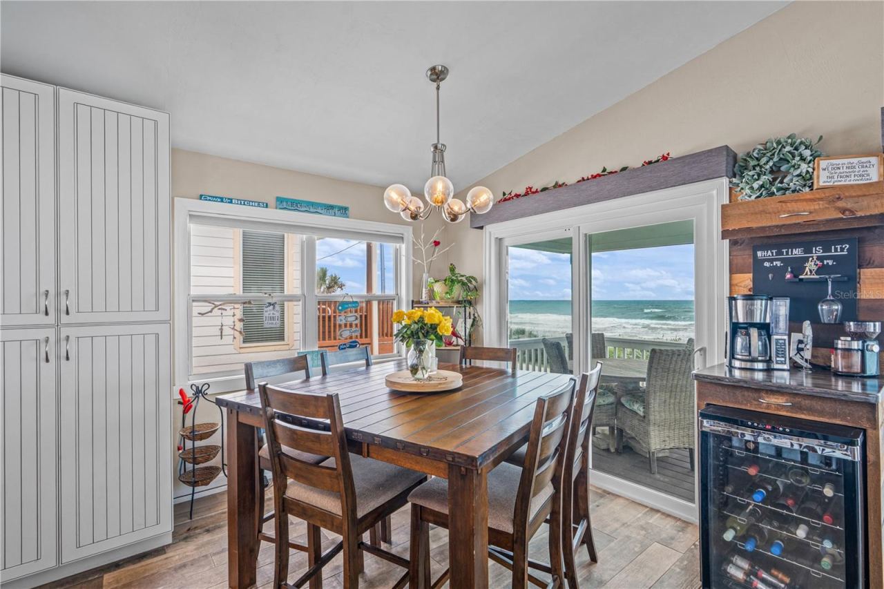 Photo 20 of 20: Dining area (Main house 2nd floor)