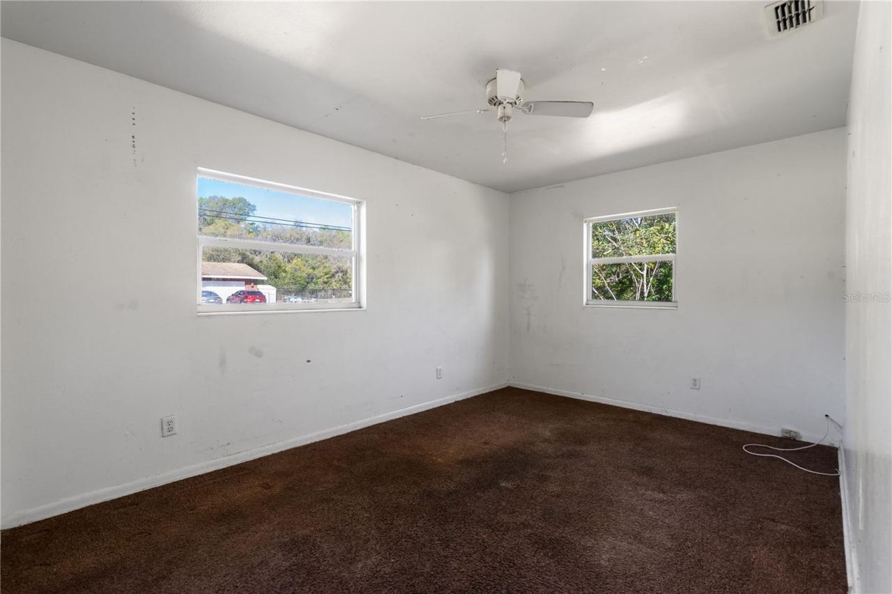 Photo 15 of 20