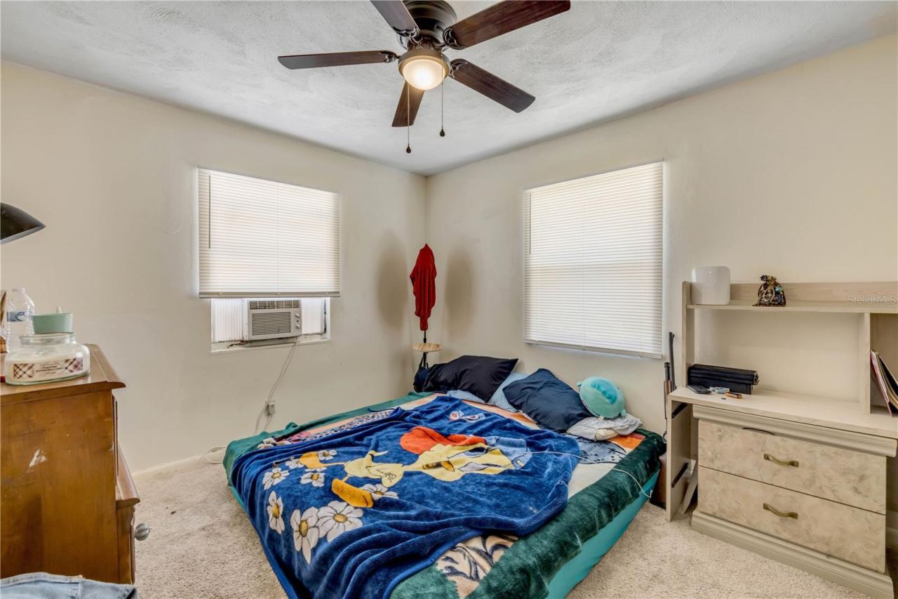 Photo 19 of 20
