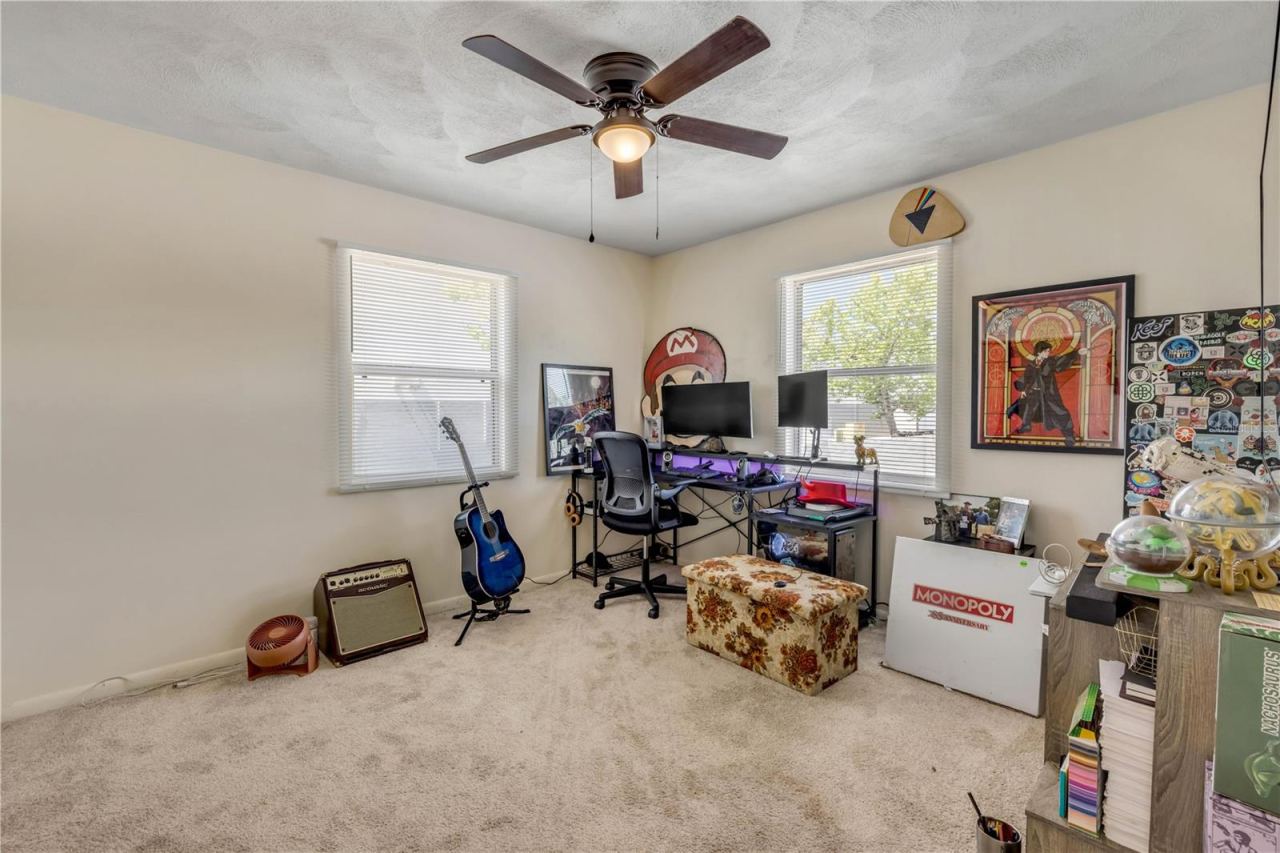 Photo 18 of 20