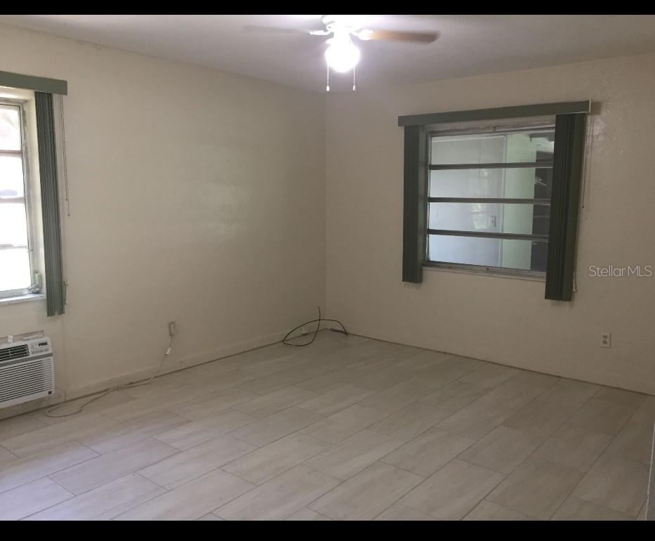 Photo 7 of 20