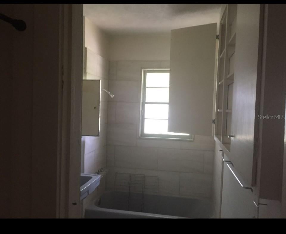 Photo 9 of 20