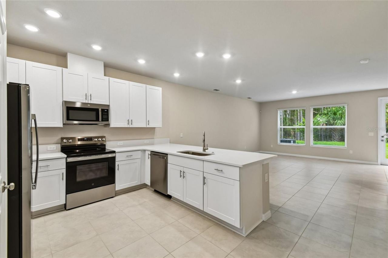 Photo 2 of 20: Kitchen