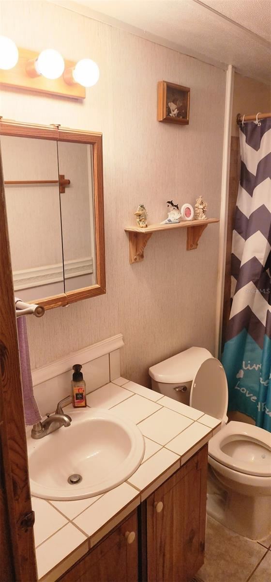 Photo 11 of 20