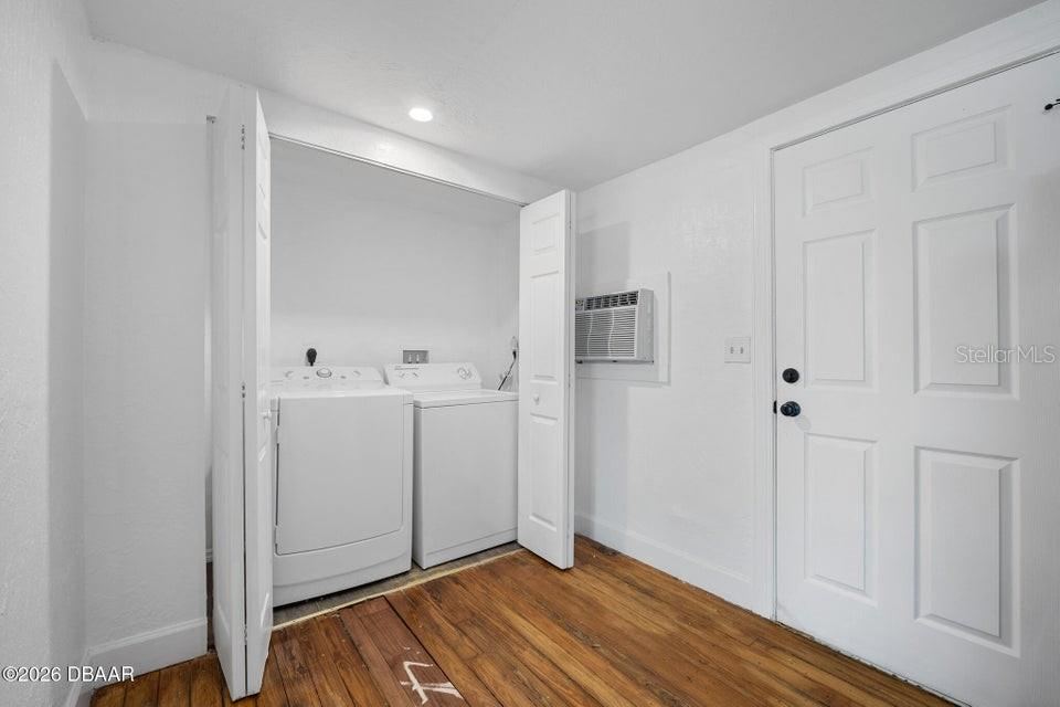 Photo 6 of 20