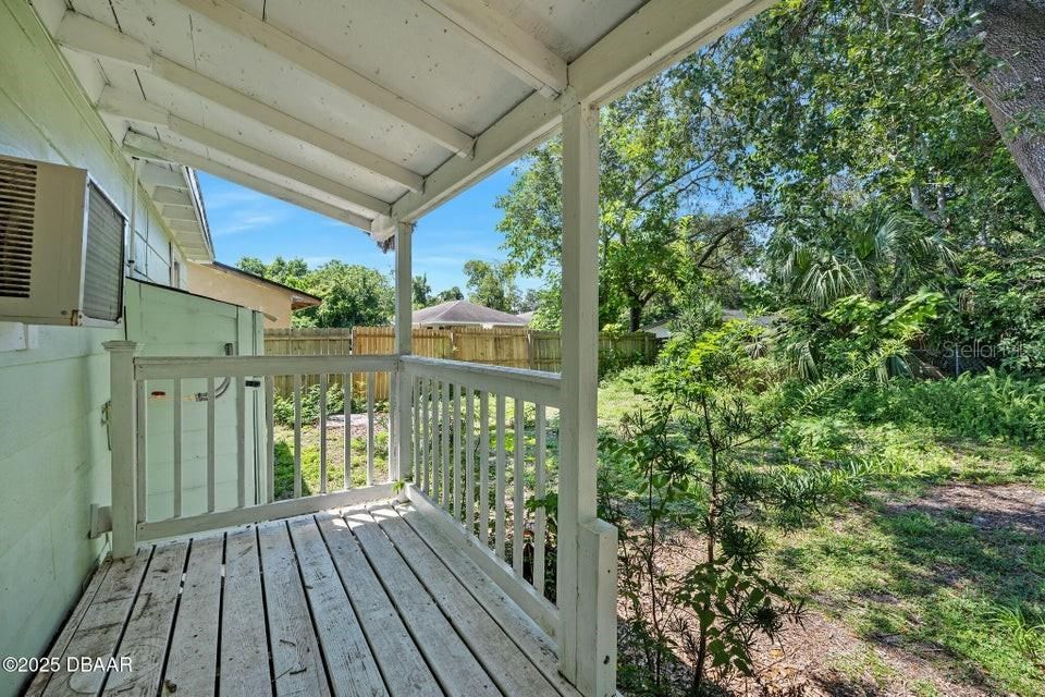 Photo 18 of 20
