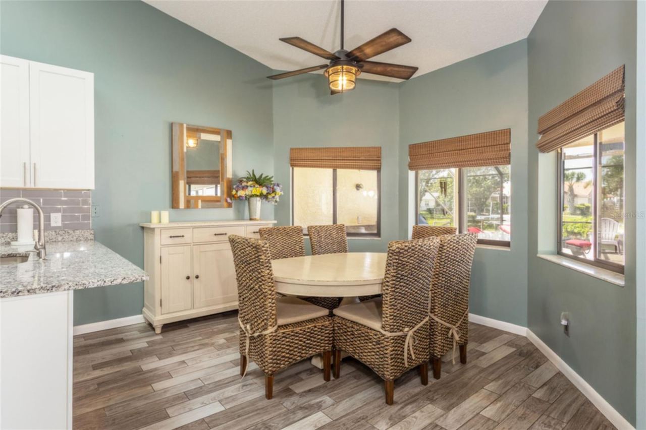 Photo 13 of 20: Kitchen has a spacious Eat in area.