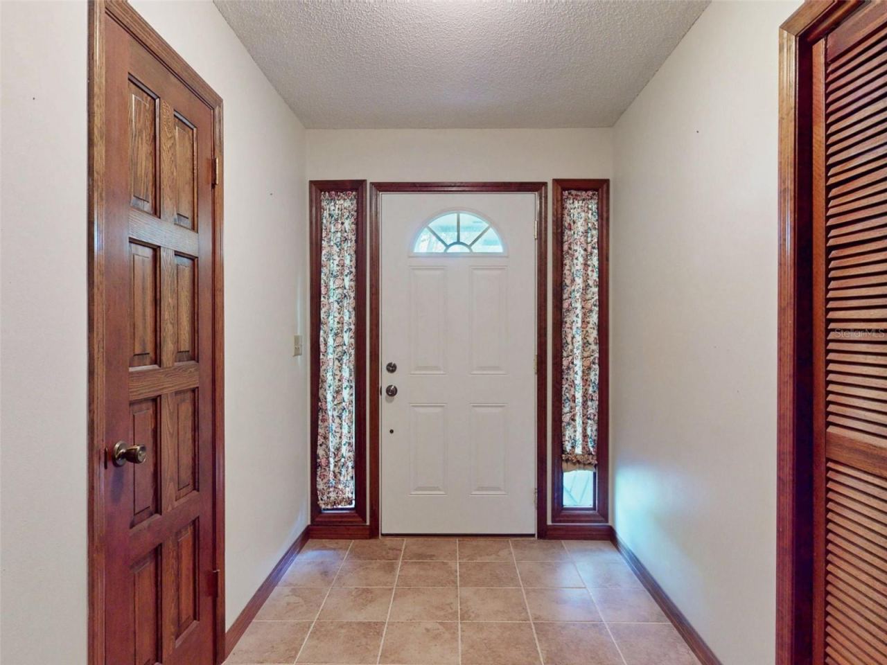 Photo 4 of 20