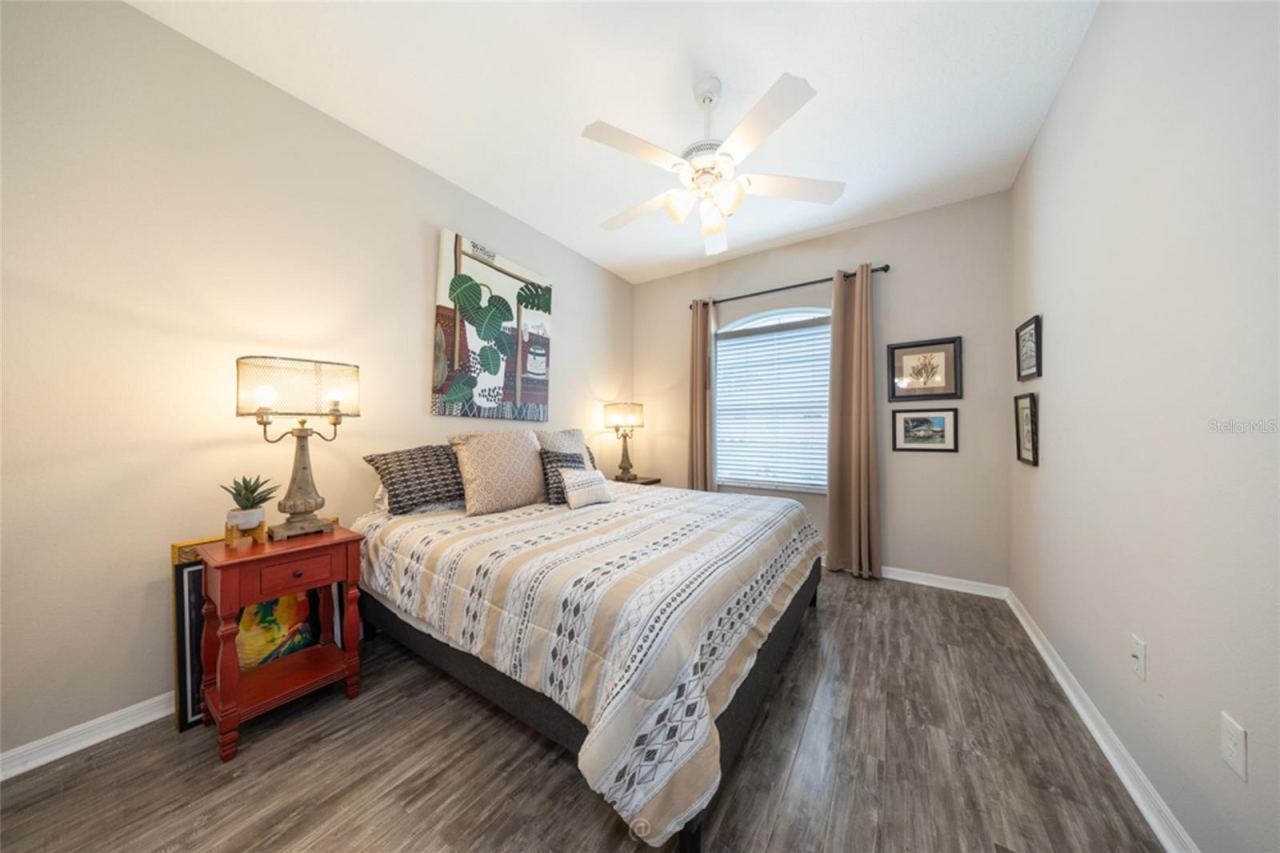 Photo 17 of 20: Second bedroom