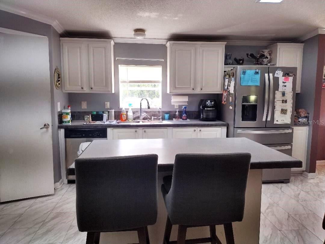 Photo 3 of 20