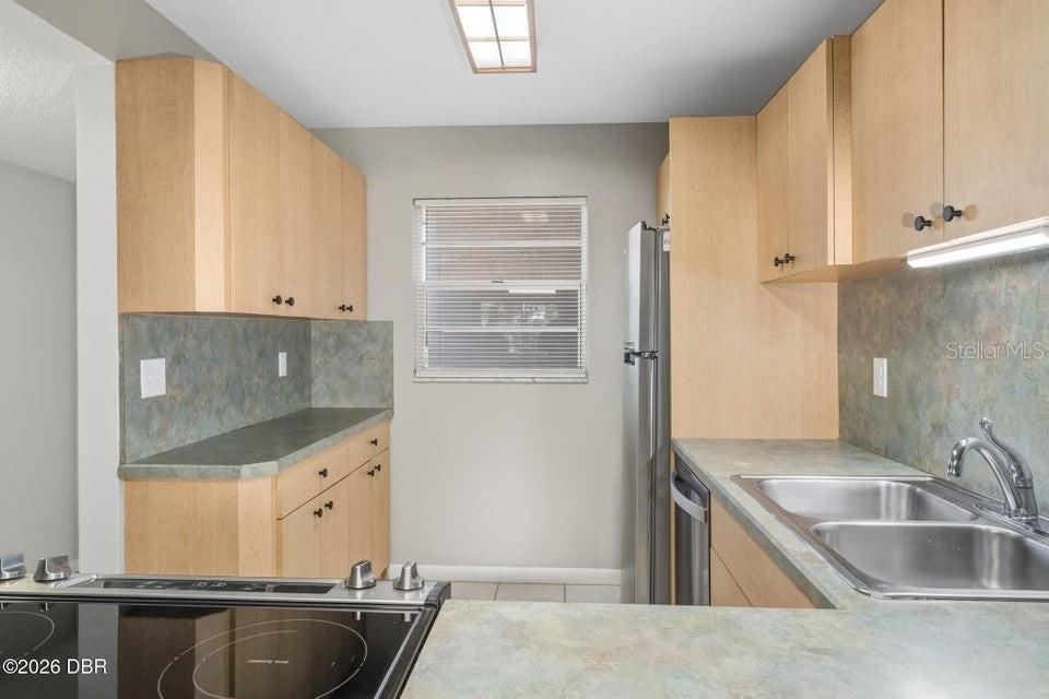 Photo 17 of 20