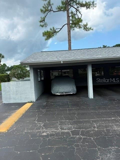 Photo 2 of 4: Carport