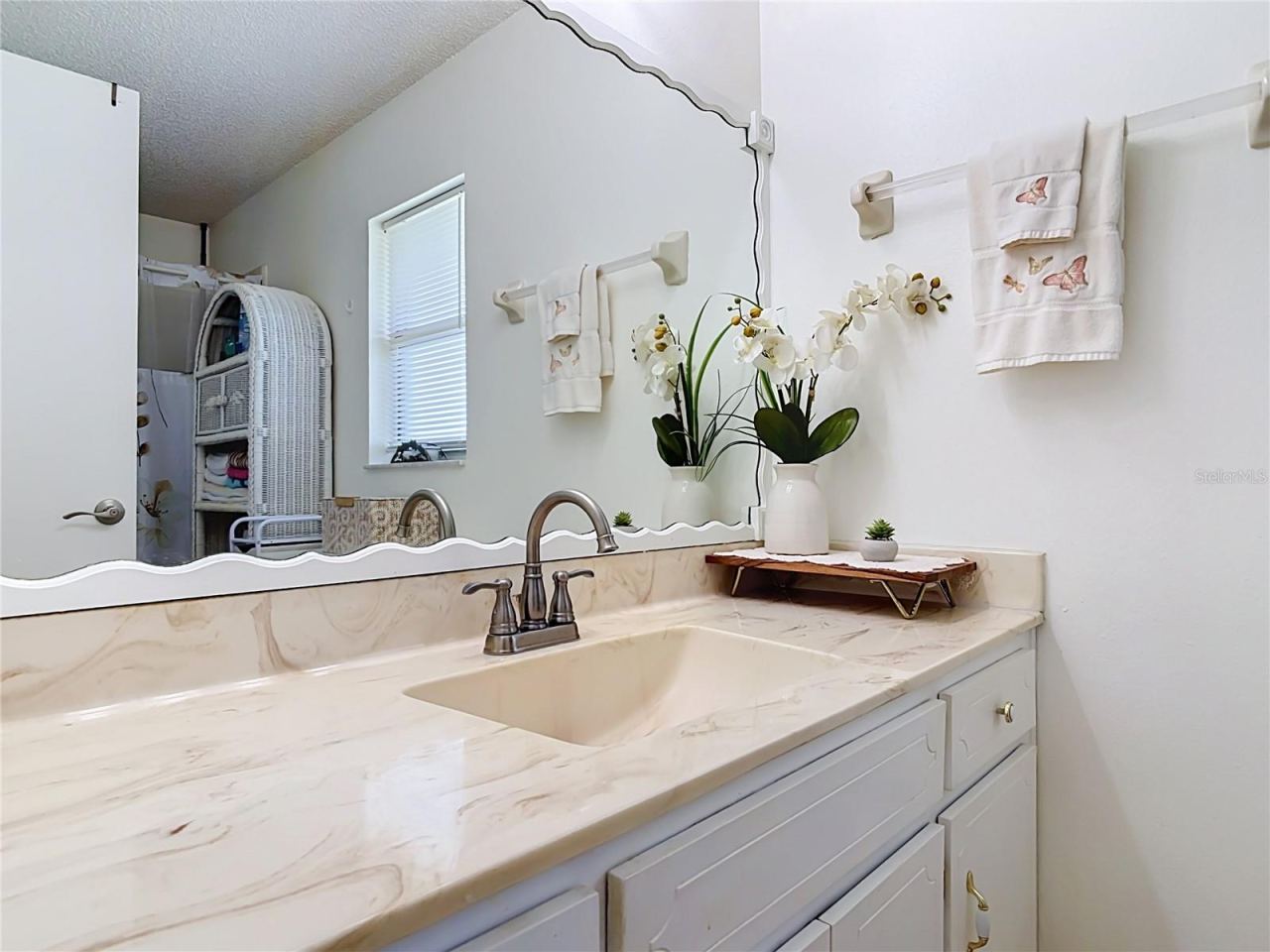 Photo 19 of 20: Bathroom 1