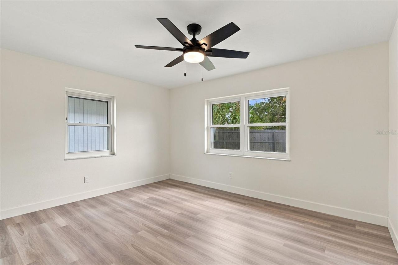 Photo 19 of 20