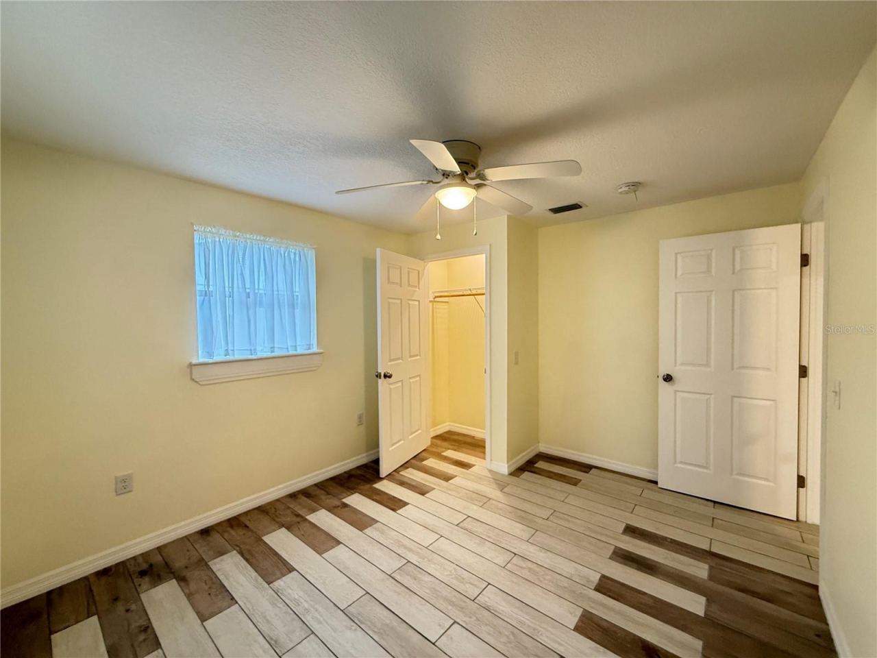 Photo 18 of 20