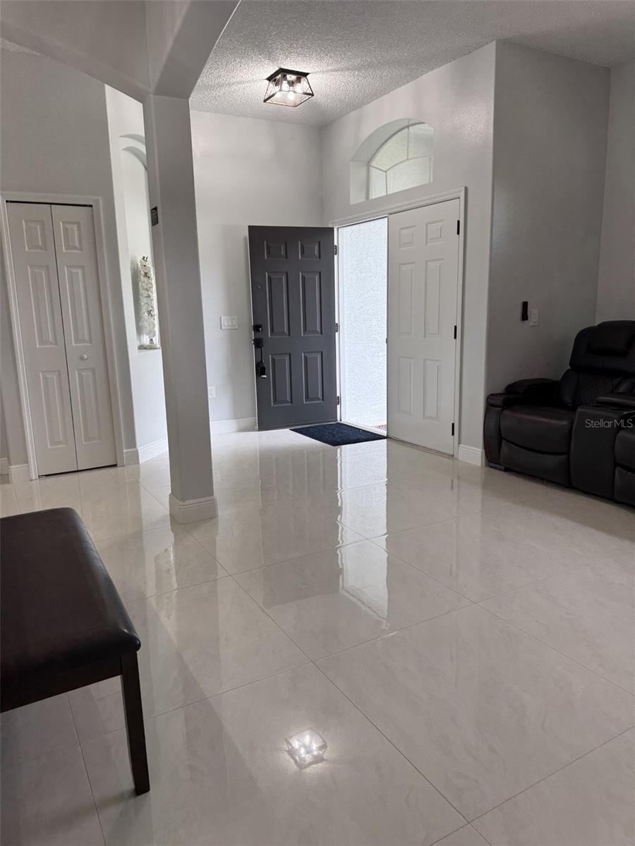 Photo 4 of 20