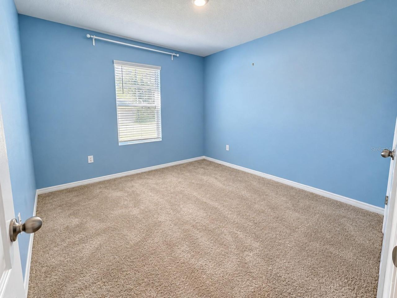 Photo 17 of 20