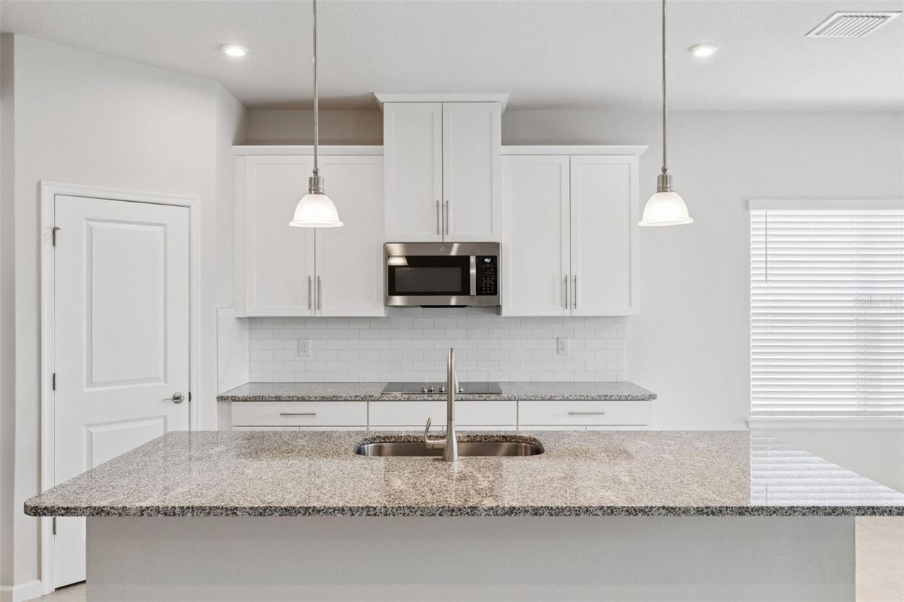 Photo 8 of 20