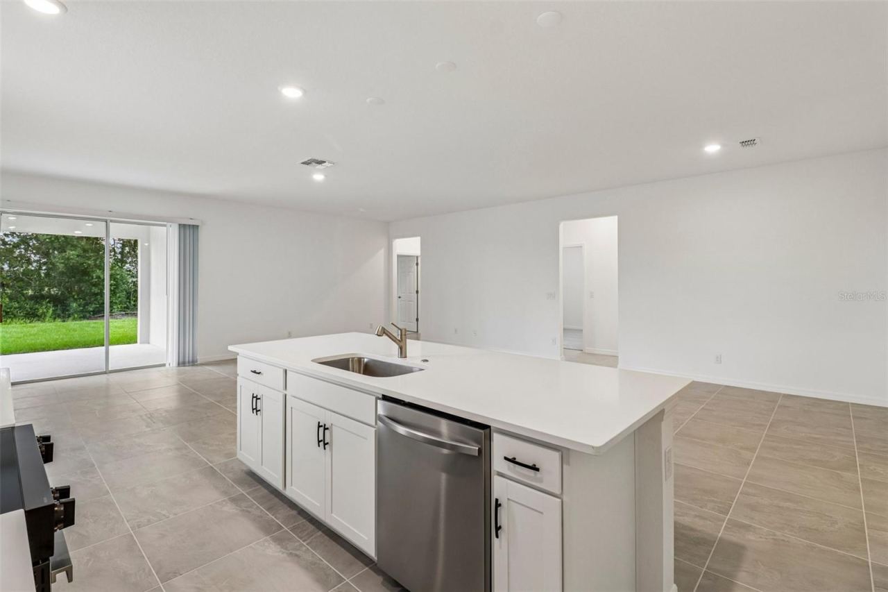 Photo 9 of 20: Kitchen / Great Room