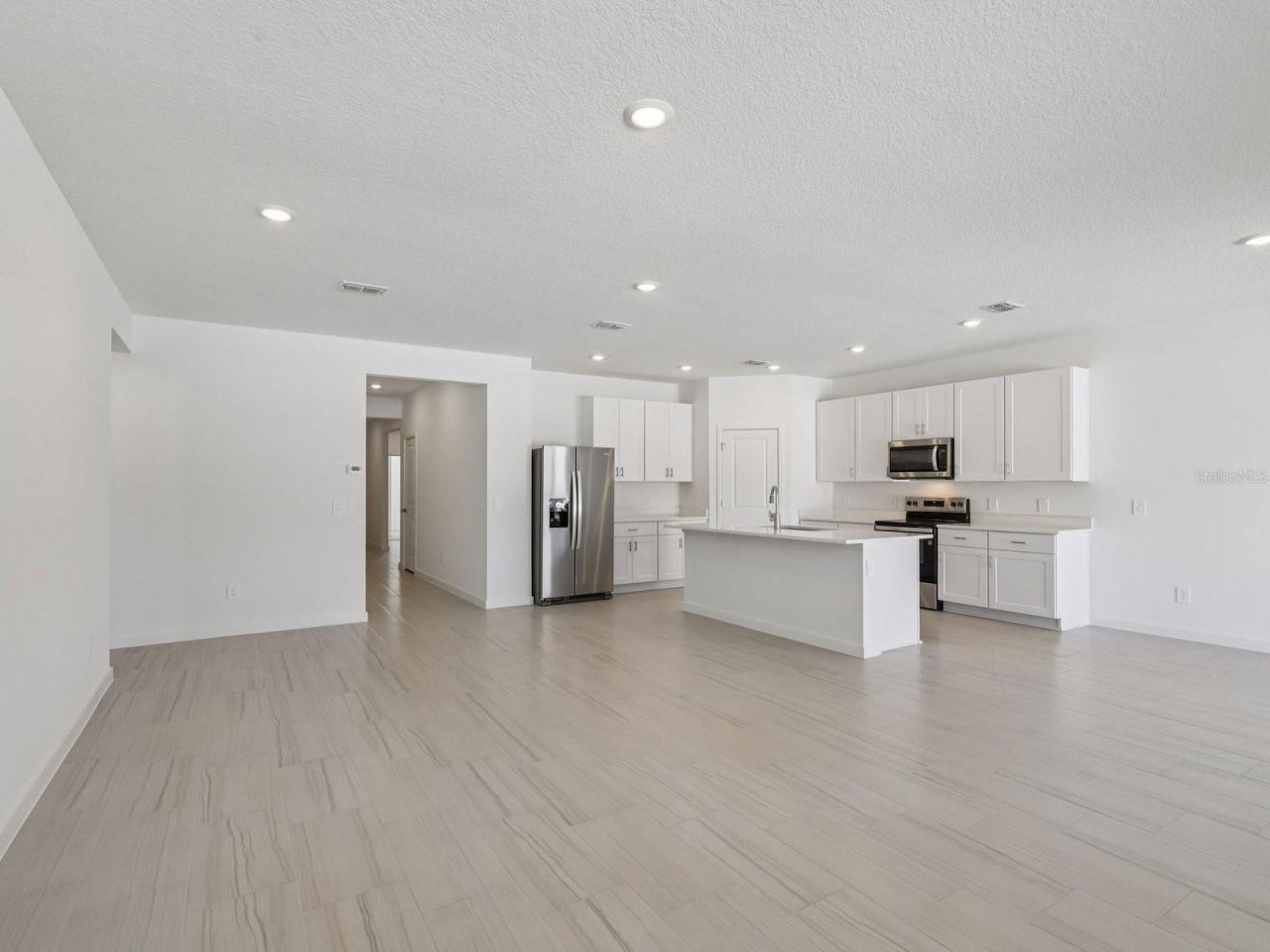 Photo 4 of 20: Photo is not of the actual home, but is an inspirational photo of builder’s model home and may depict options, furnishings, and/or decorator features that are not included.