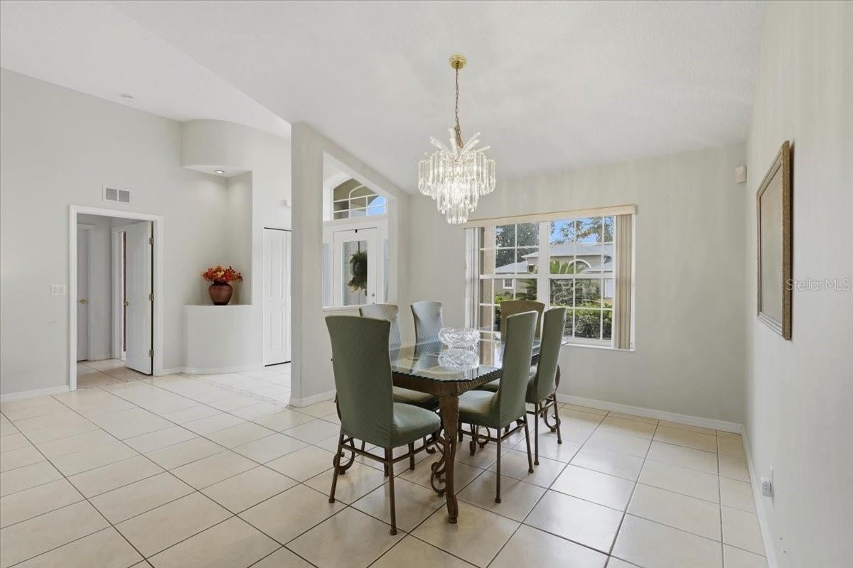 Photo 6 of 20: Dining Area