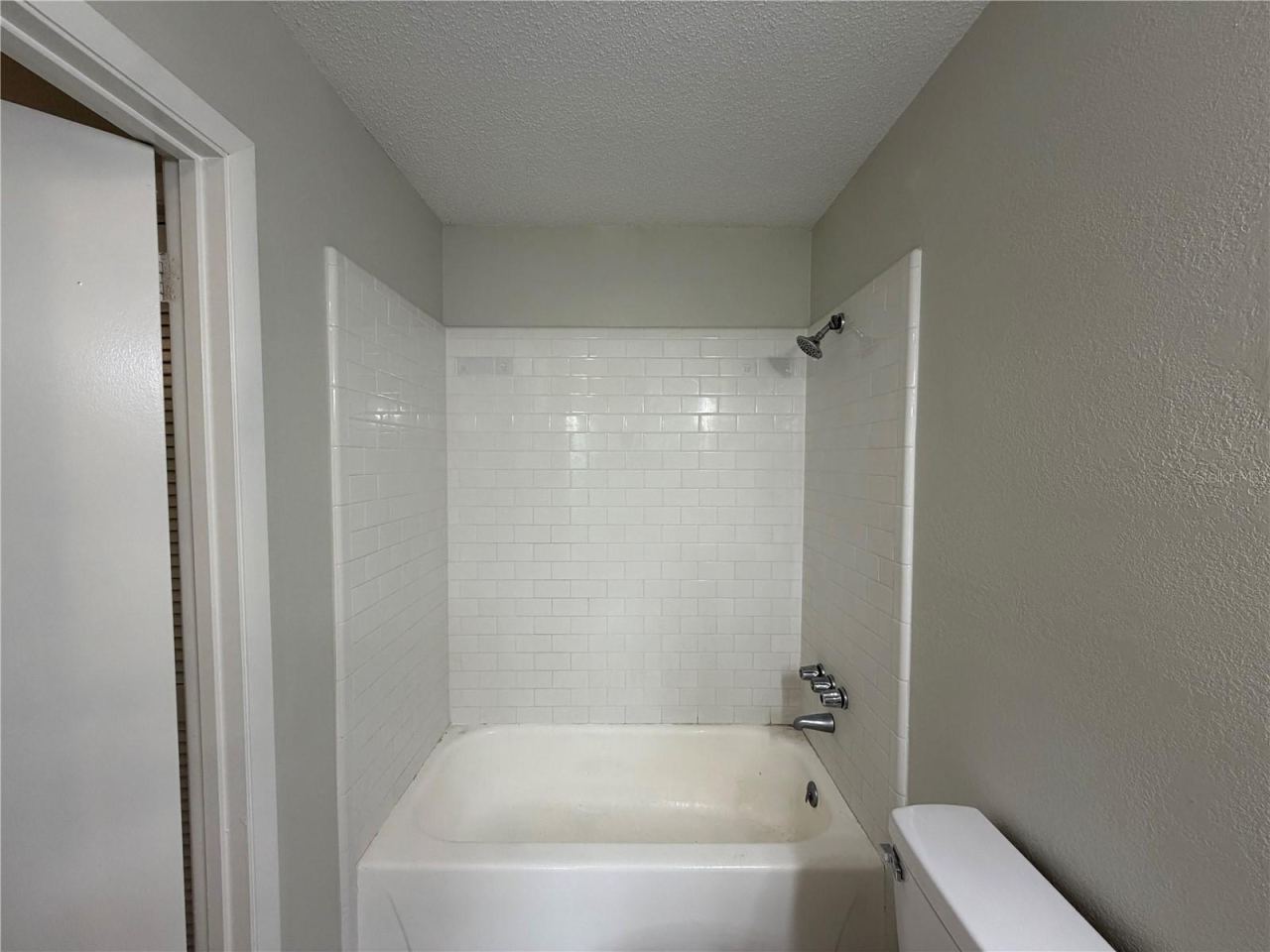 Photo 16 of 20