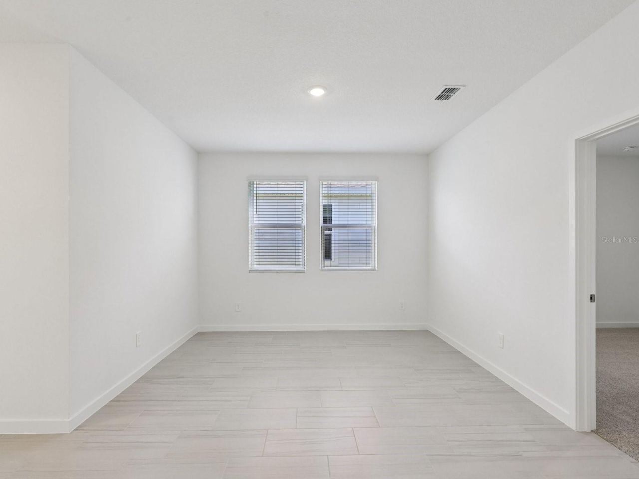 Photo 11 of 20: Photo is not of the actual home, but is an inspirational photo of builder’s model home and may depict options, furnishings, and/or decorator features that are not included