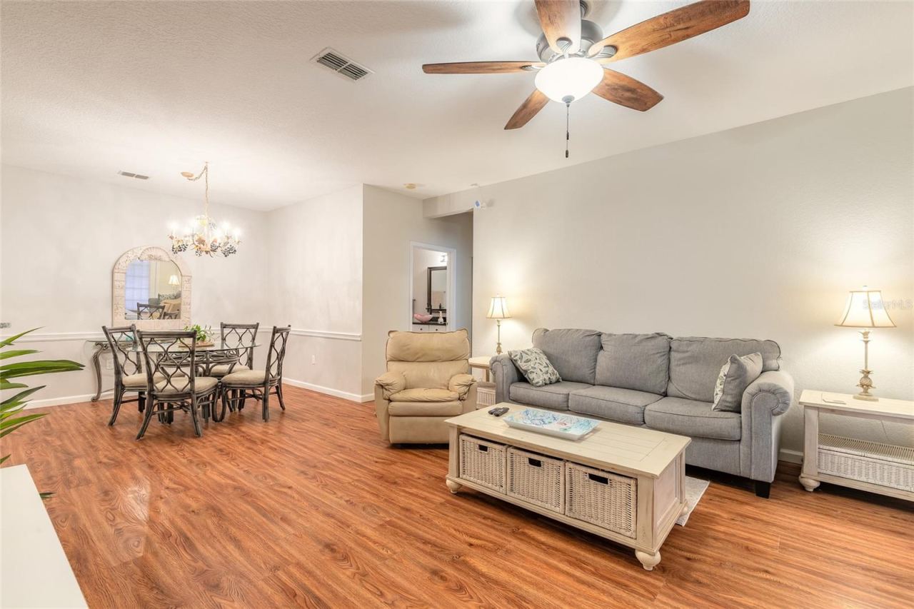 Photo 5 of 20: Large living room and dining area