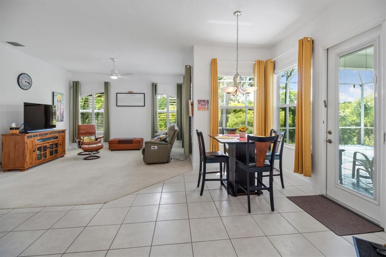 Photo 16 of 20