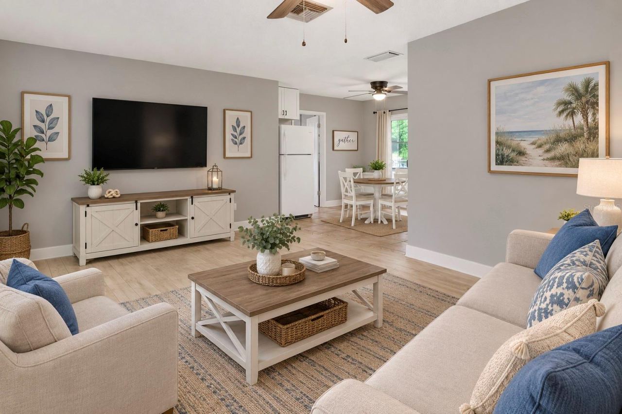 Photo 3 of 20: Staged living-dining