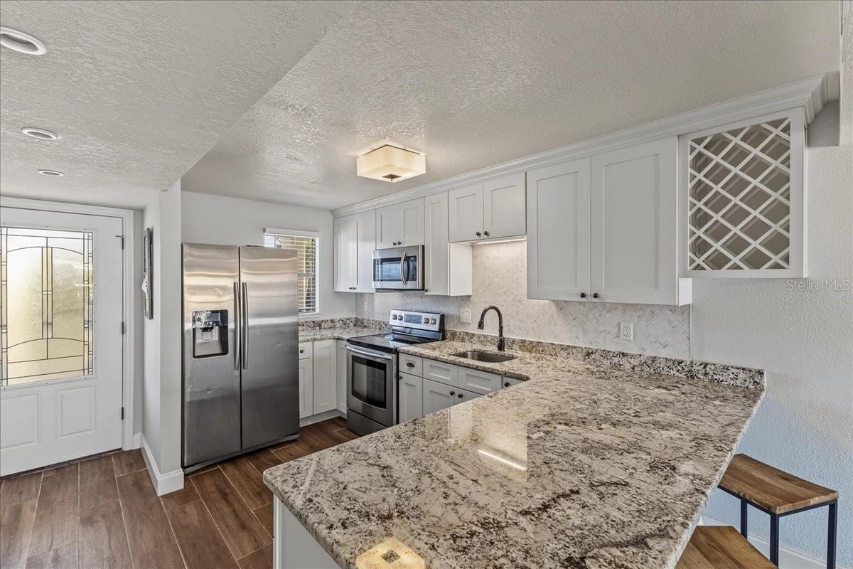 Photo 5 of 20: Kitchen.