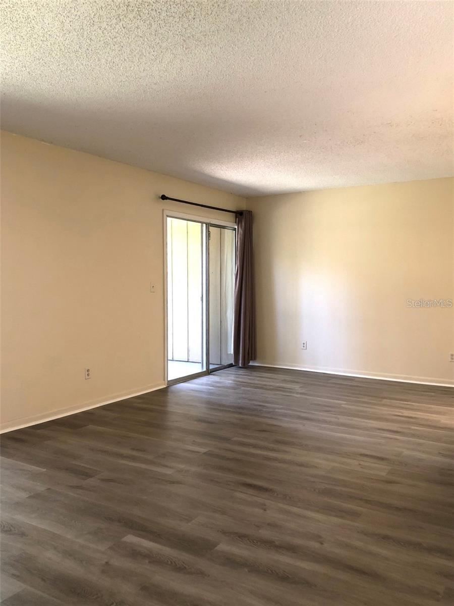 Photo 8 of 20