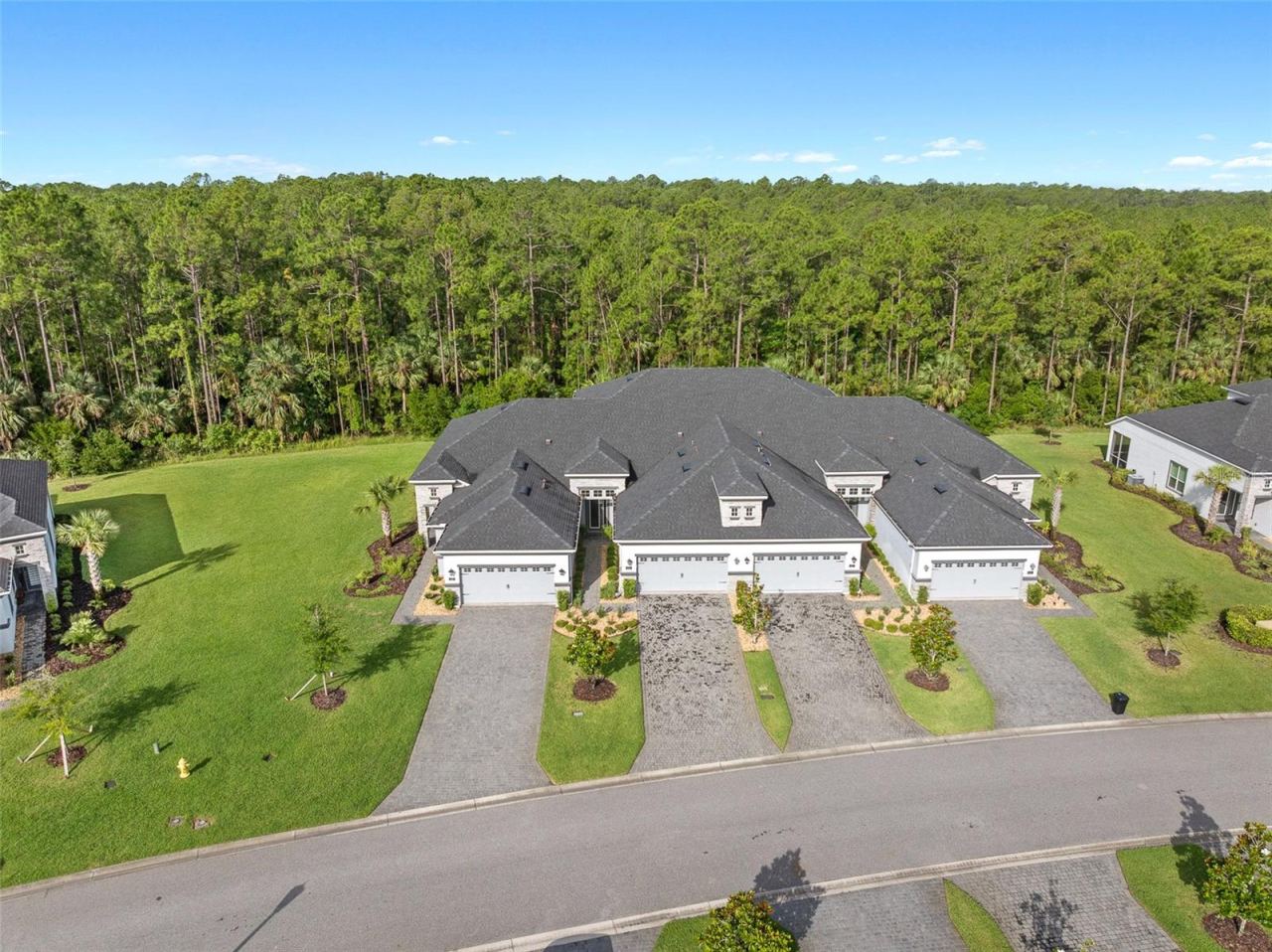 Photo 19 of 20: Aerial View of Front of Home
