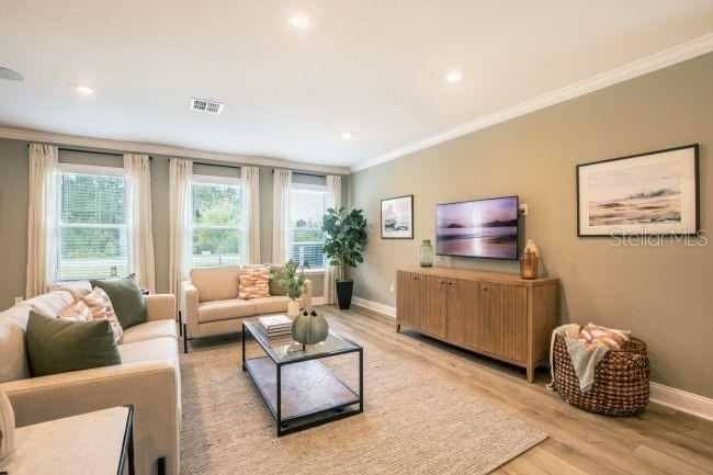 Photo 9 of 20: Model home - actual features may vary.