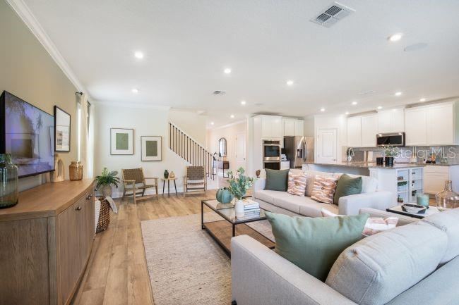 Photo 7 of 20: Model home - actual features may vary.