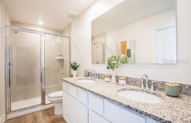Photo 13 of 20: Model home - actual features may vary.