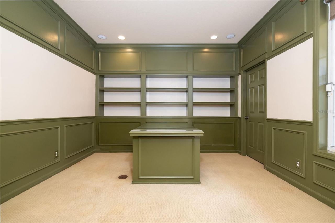 Photo 18 of 20: Built-in Office or 2nd Bedroom