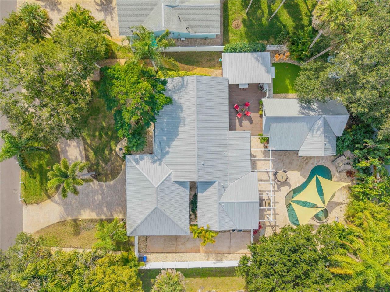 Photo 2 of 20: Beautiful Beachside Compoundhttps://my.matterport.com/show/?m=6gSCctWuzPu