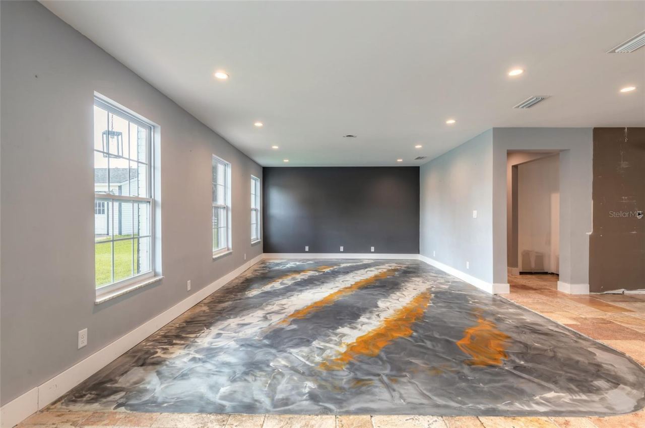 Photo 12 of 20: Formal Living Room