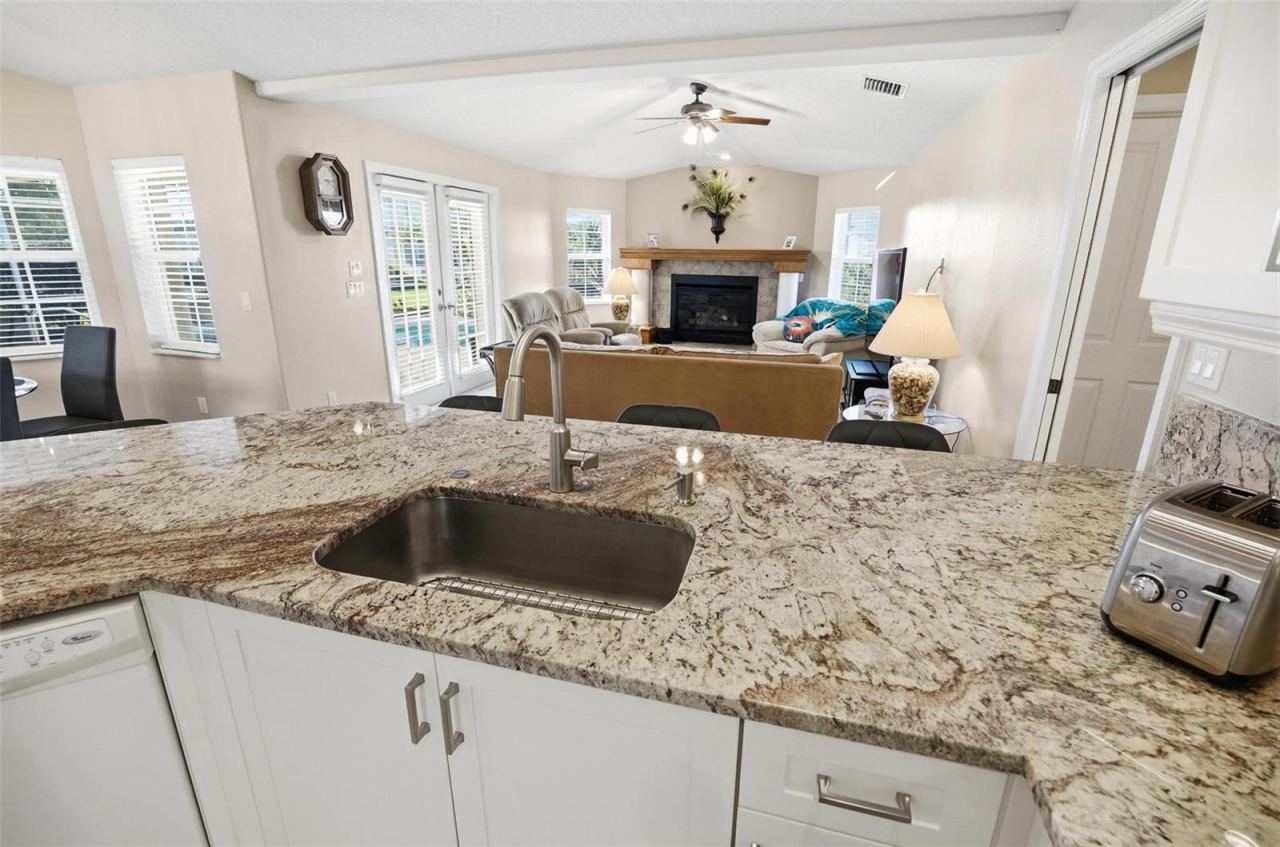Photo 19 of 20