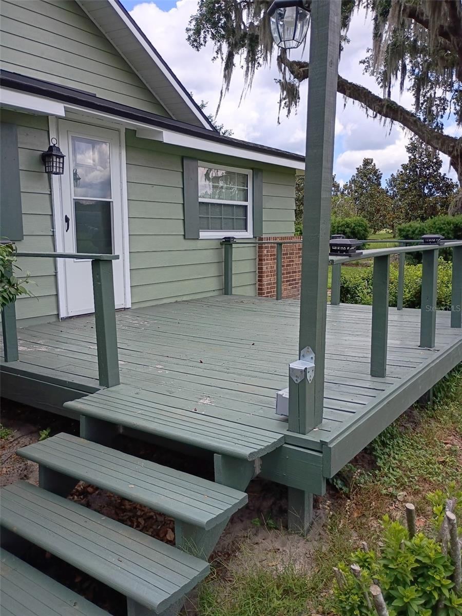 Photo 20 of 20: Wood deck