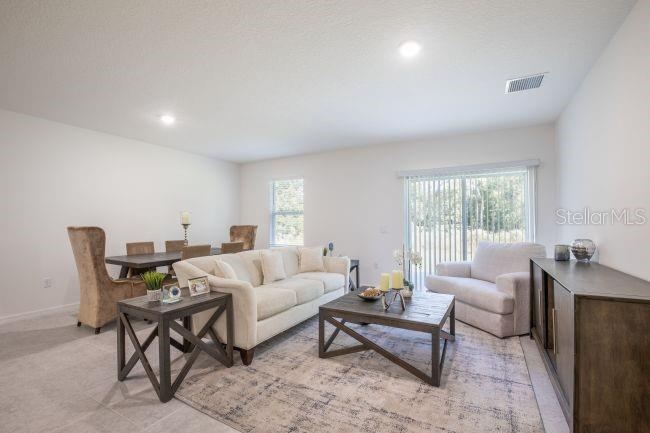 Photo 10 of 20: Model home - actual features may vary.
