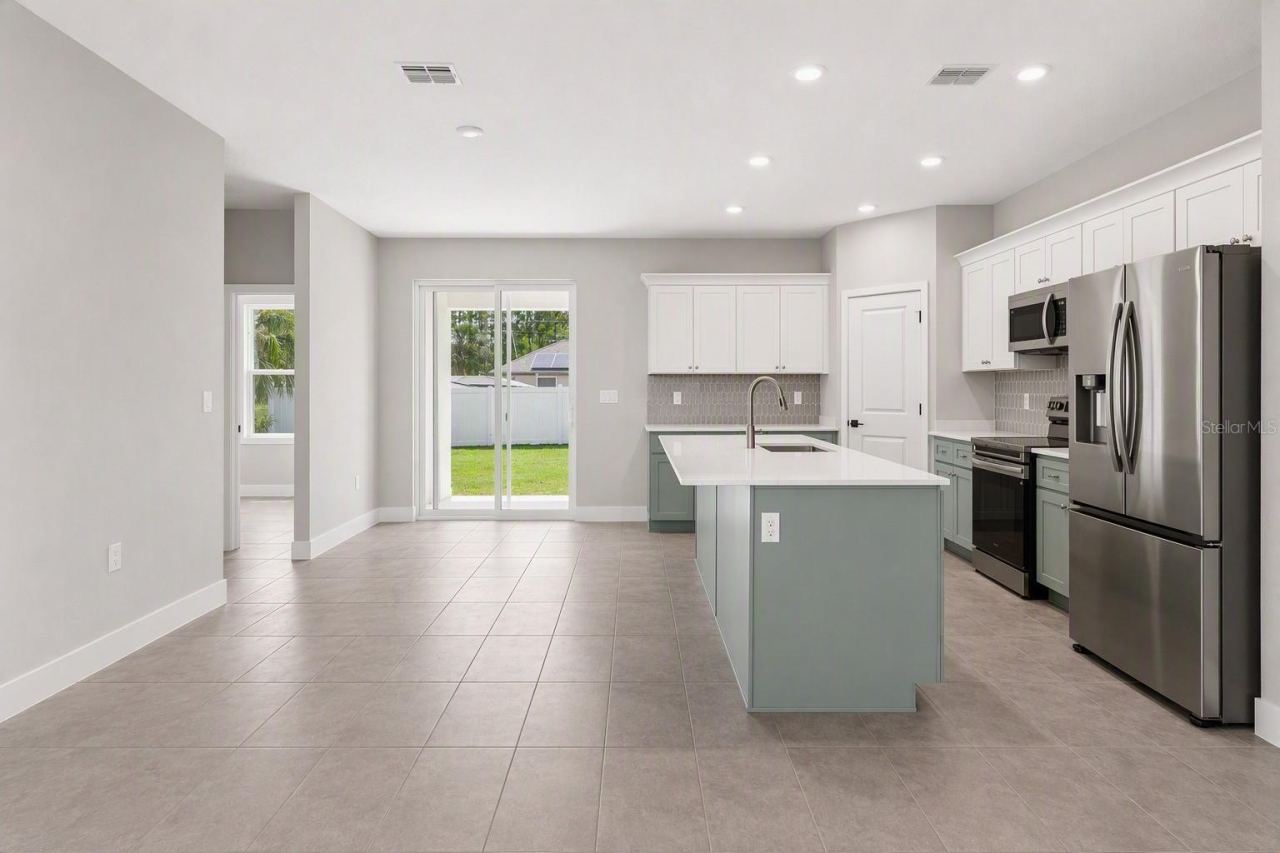Photo 3 of 13: Pictures Of Completed Model, Color Options May Vary