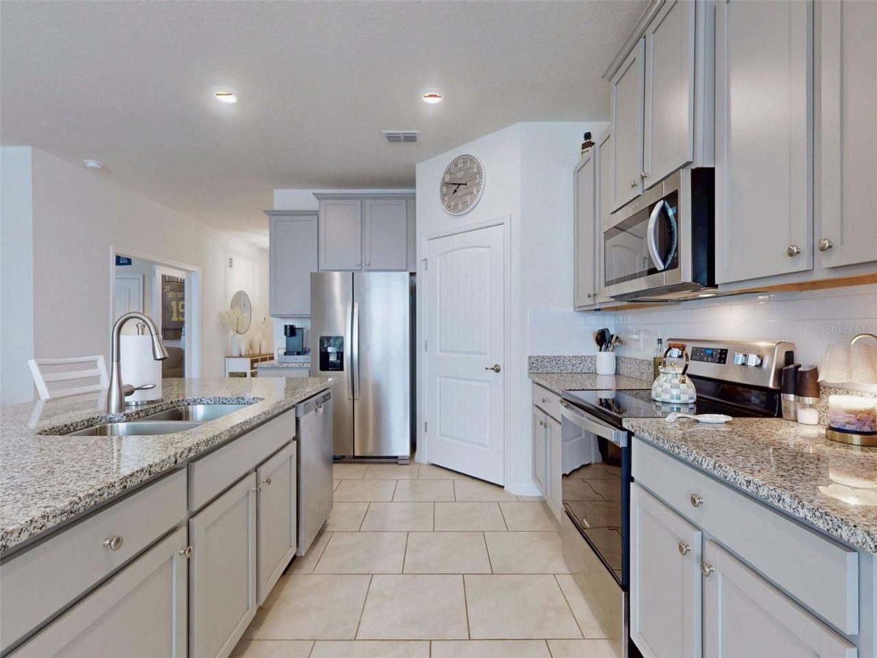 Photo 9 of 20: LARGE CLOSET PANTRY
