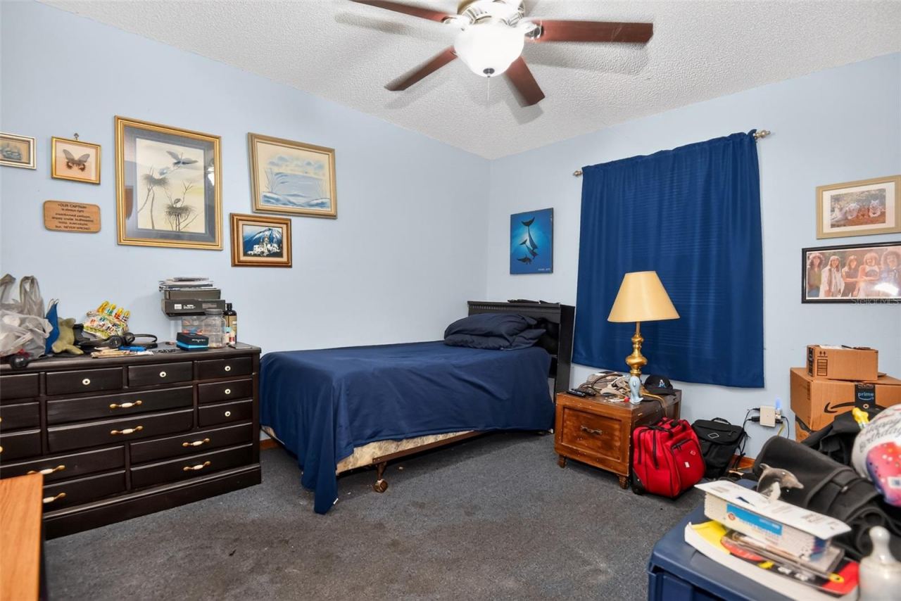 Photo 16 of 20