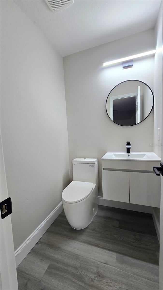 Photo 16 of 20: Half bath in Bedroom 1