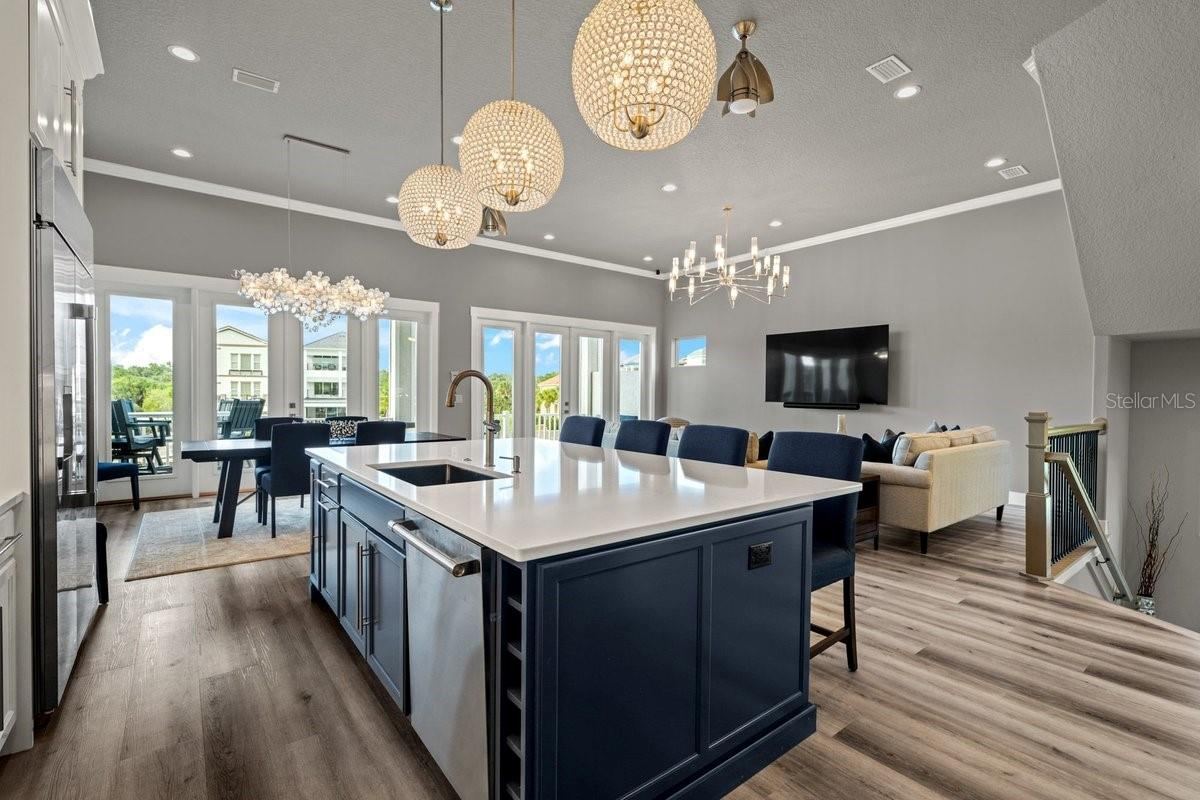 Photo 20 of 20: Open Floor Plan