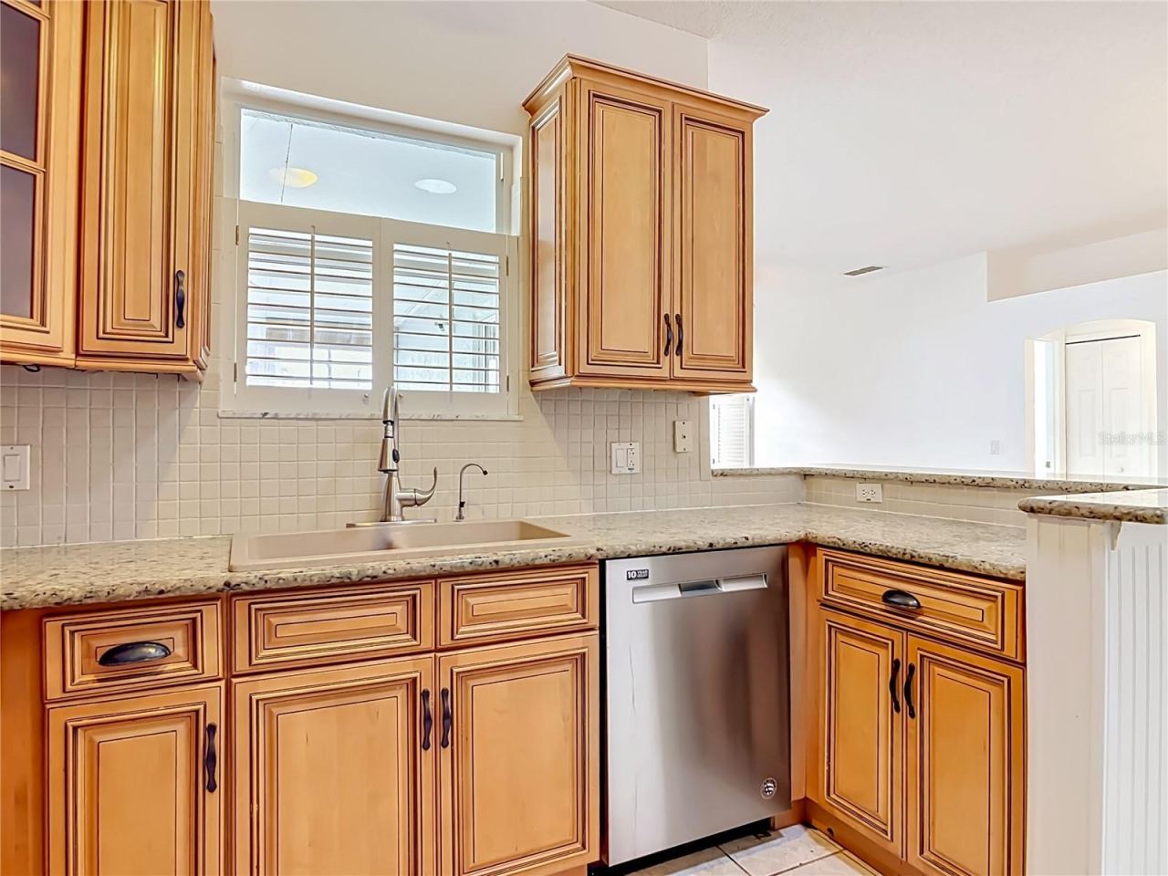 Photo 8 of 20: Kitchen toward great room