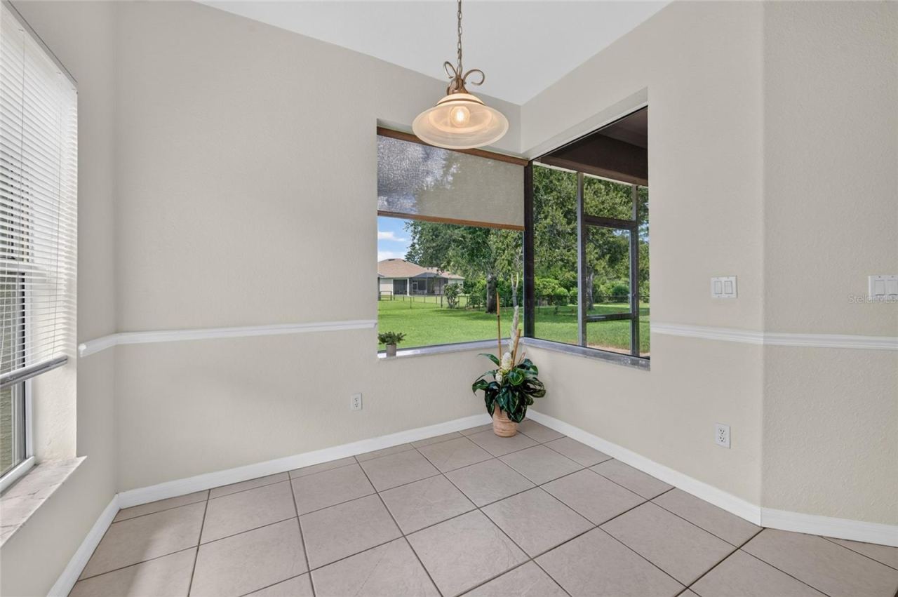 Photo 13 of 20: Breakfast nook